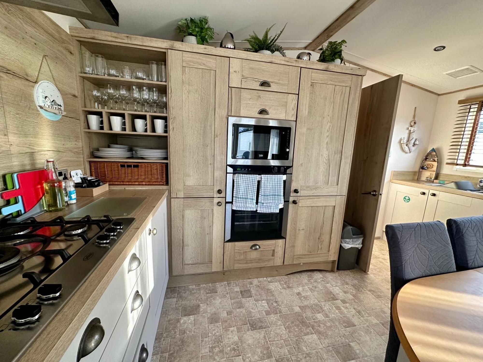 The Boat House, Hot Tub Lodge South Cerney Luaran gambar